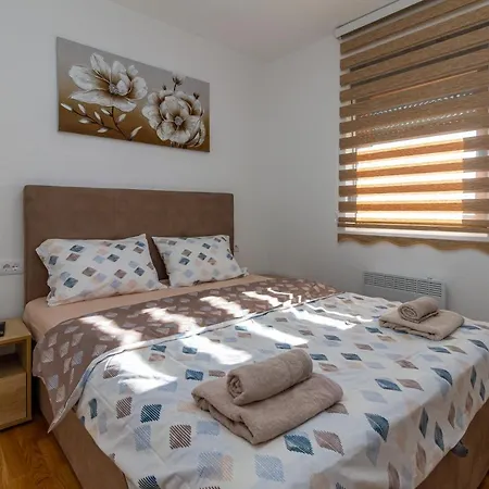 Nirvana 06 Apartman