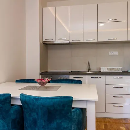 Nirvana 06 זלאטיבור