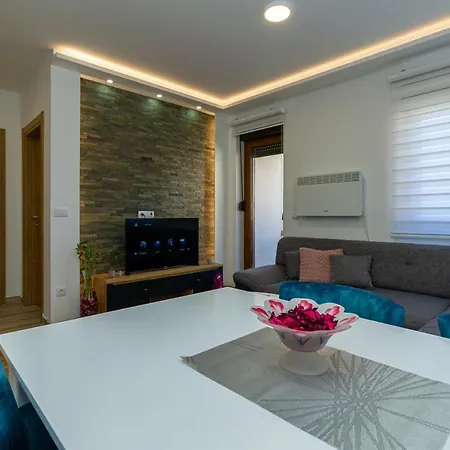 דירה Nirvana 06 זלאטיבור