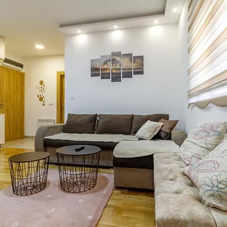 Apartman Nirvana 06
