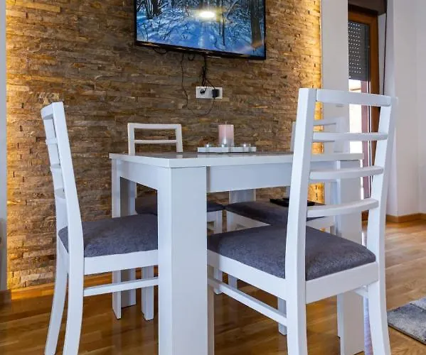 Nirvana 06 Daire Zlatibor